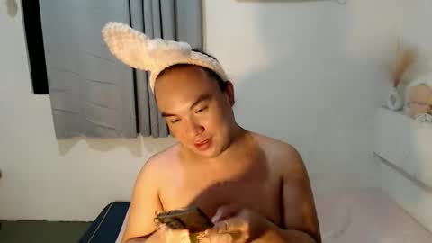 ayumi online show from April 2026 08:20:02 PM