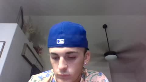 Snapshot of az2312752908 chatting on April 2026 12:52:02 AM az2312752908 online show from April 2026 12:52:02 AM