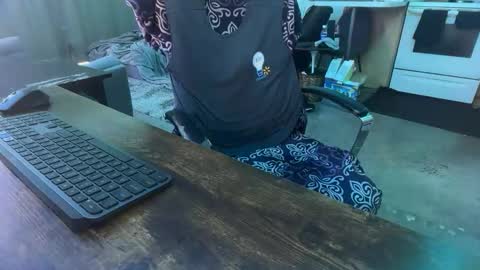 Snapshot of az_tall chatting on January 2026 11:53:02 PM Gem online show from January 2026 11:53:02 PM