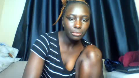 Snapshot of azaelia_iris chatting on July 2026 07:20:02 PM azaelia_iris online show from July 2026 07:20:02 PM