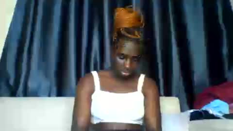 Snapshot of azaelia_iris chatting on July 2026 09:12:01 AM azaelia_iris online show from July 2026 09:12:01 AM