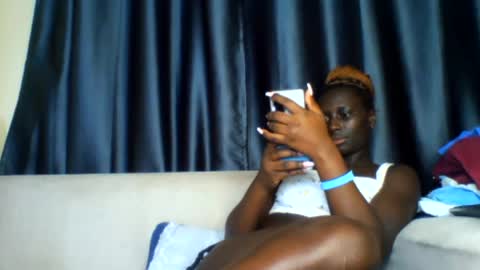 Snapshot of azaelia_iris chatting on July 2026 07:01:02 PM azaelia_iris online show from July 2026 07:01:02 PM