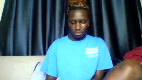 Snapshot of azaelia_iris chatting on July 2026 08:10:02 AM azaelia_iris online show from July 2026 08:10:02 AM