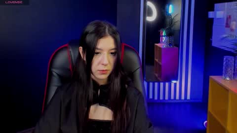 Azaliya online show from October 2025 10:25:01 AM