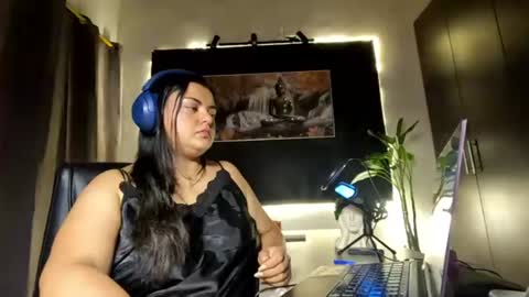 Snapshot of azaraonyx chatting on June 2026 03:43:01 PM Goddess Azara online show from June 2026 03:43:01 PM
