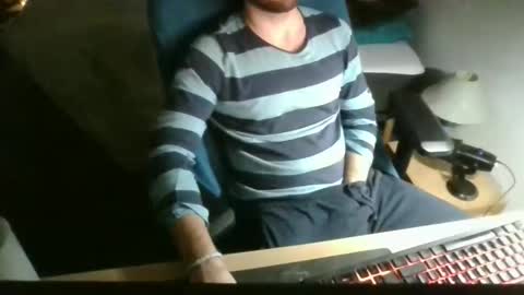 azdert online show from December 2025 09:01:02 PM