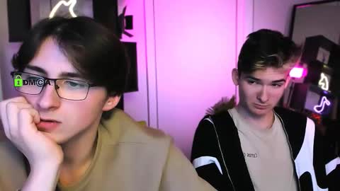 azen_rush online show from December 2025 06:08:02 AM