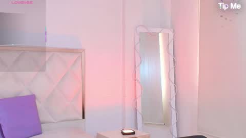 aziel_tay online show from October 2025 11:33:02 AM