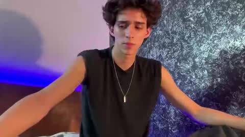 Snapshot of azulyfucsia chatting on October 2025 05:39:02 AM nice boy online show from October 2025 05:39:02 AM