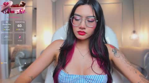 Azura online show from February 2026 07:53:02 PM