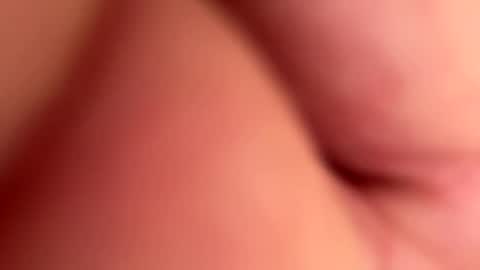 Snapshot of b0012 chatting on April 2026 12:43:02 PM B00123 online show from April 2026 12:43:02 PM