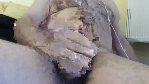 Snapshot of b040973 chatting on August 2026 07:07:02 AM B online show from August 2026 07:07:02 AM