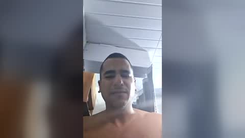 Snapshot of b3b3latino chatting on July 2026 04:43:02 PM B3B3LATINO online show from July 2026 04:43:02 PM