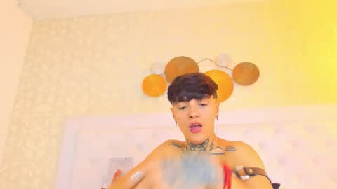 Snapshot of b3k_afrodict chatting on November 2025 04:10:02 AM Anny online show from November 2025 04:10:02 AM