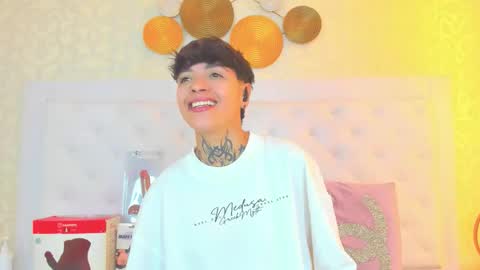 Snapshot of b3k_afrodict chatting on November 2025 03:39:02 AM Anny online show from November 2025 03:39:02 AM