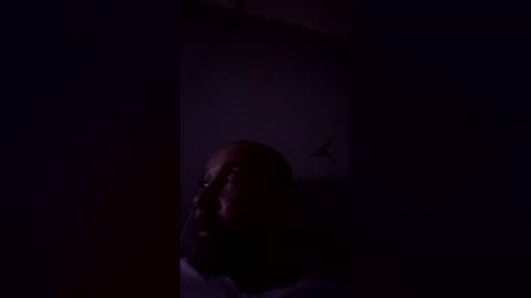 Snapshot of b945061 chatting on April 2026 12:41:01 AM b945061 online show from April 2026 12:41:01 AM