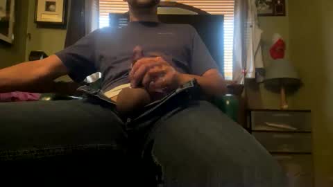 b_johnson530 online show from December 2025 09:33:01 PM