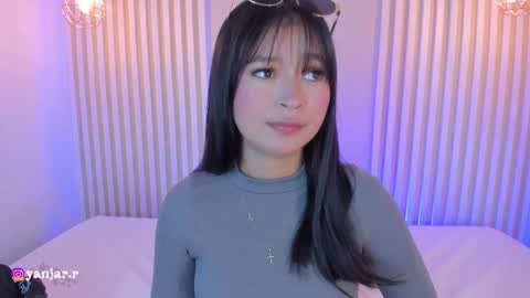 Katty  online show from November 2025 11:32:01 AM