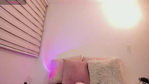 babe_sophiee1 online show from February 2026 03:54:01 AM