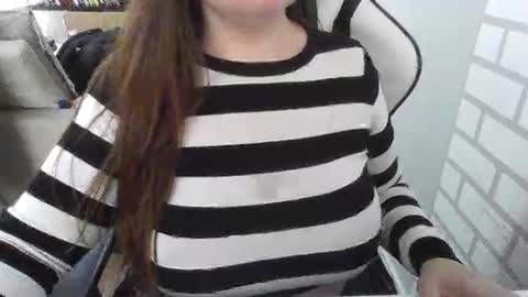 Snapshot of babecrystal chatting on February 2025 05:54:01 PM Camera Prive Gotica do Baile online show from February 2025 05:54:01 PM