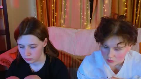 Snapshot of babees_eva chatting on December 2025 04:48:01 PM Sweety Eva online show from December 2025 04:48:01 PM
