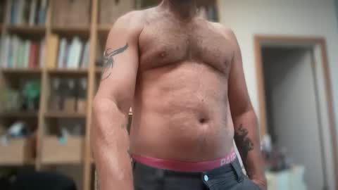 Snapshot of babeheater chatting on May 2026 05:17:02 PM babeheater online show from May 2026 05:17:02 PM
