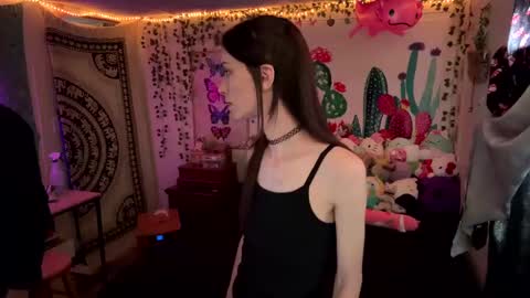 Snapshot of babiifern chatting on February 2025 04:20:02 PM Fern Browning online show from February 2025 04:20:02 PM