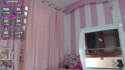 Snapshot of baby_candy22 chatting on November 2025 11:01:02 AM zaleya online show from November 2025 11:01:02 AM