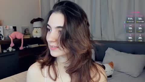 Emily online show from November 2025 07:27:01 AM