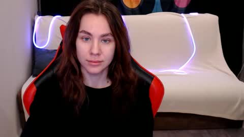 baby_kitte online show from January 2025 02:11:02 AM