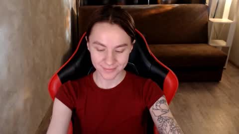 baby_kitte online show from December 2025 03:44:02 AM