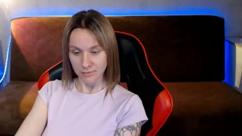 baby_kitte online show from June 2026 07:39:01 AM