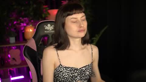 Snapshot of baby_luna_xo chatting on January 2026 11:27:02 AM Hanna online show from January 2026 11:27:02 AM