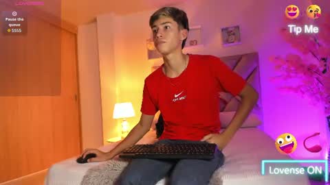 Snapshot of baby_noaht chatting on July 2026 12:39:02 AM baby_noaht online show from July 2026 12:39:02 AM
