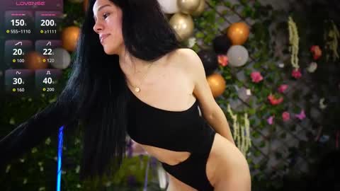 Baby Nico online show from December 2025 05:33:02 PM