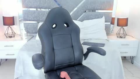 baby_scarleth_ online show from November 2025 03:32:02 AM