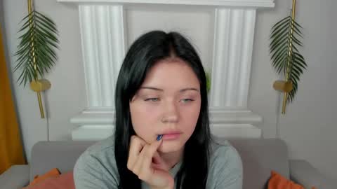 Snapshot of baby_sunsh1ne_ chatting on June 2026 01:28:02 AM baby_sunsh1ne_ online show from June 2026 01:28:02 AM