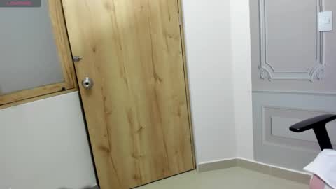 Snapshot of babyabril18 chatting on March 2025 10:24:01 AM Karla online show from March 2025 10:24:01 AM