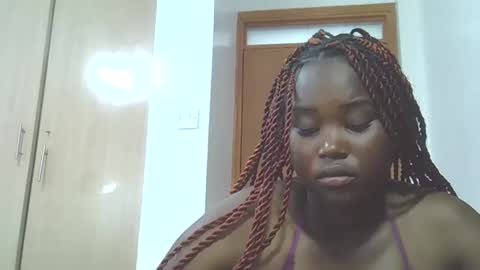 Snapshot of babyavil chatting on December 2025 09:00:01 PM babyavil online show from December 2025 09:00:01 PM