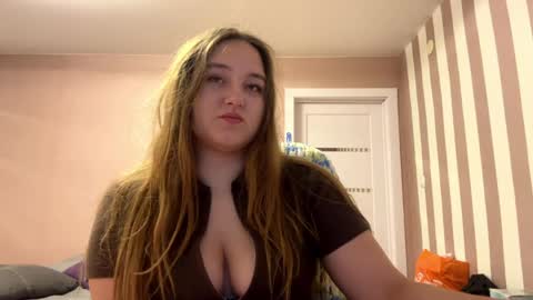 Snapshot of babyblissxx chatting on May 2026 10:52:02 PM Katerina online show from May 2026 10:52:02 PM