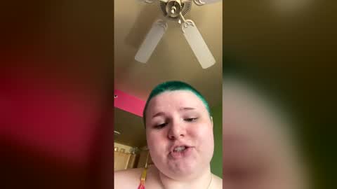 Snapshot of babycakespnw710 chatting on April 2026 03:39:02 PM babycakespnw710 online show from April 2026 03:39:02 PM