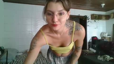 Snapshot of babydemon6 chatting on May 2026 02:46:01 PM babydemon6 online show from May 2026 02:46:01 PM