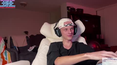 Snapshot of babyfacenorth chatting on January 2025 02:25:01 AM Big cock boy online show from January 2025 02:25:01 AM