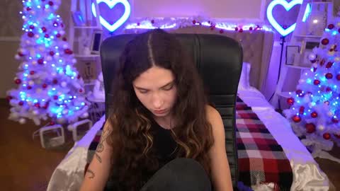 Snapshot of babyflowerr chatting on December 2024 11:17:02 PM Sasha online show from December 2024 11:17:02 PM