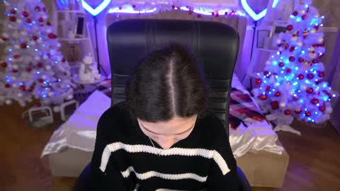 Snapshot of babyflowerr chatting on December 2024 07:57:01 PM Sasha online show from December 2024 07:57:01 PM