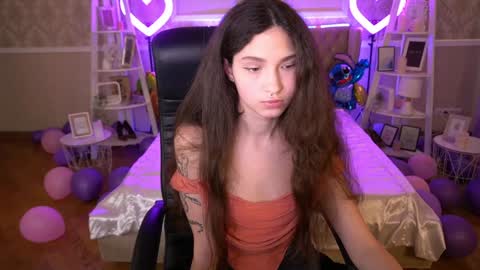 Snapshot of babyflowerr chatting on February 2025 08:25:01 PM Sasha online show from February 2025 08:25:01 PM