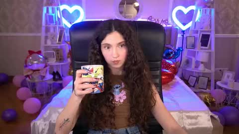 Snapshot of babyflowerr chatting on February 2025 08:10:02 PM Sasha online show from February 2025 08:10:02 PM