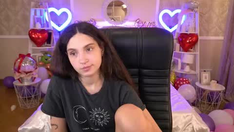 Snapshot of babyflowerr chatting on February 2025 05:20:02 AM Sasha online show from February 2025 05:20:02 AM