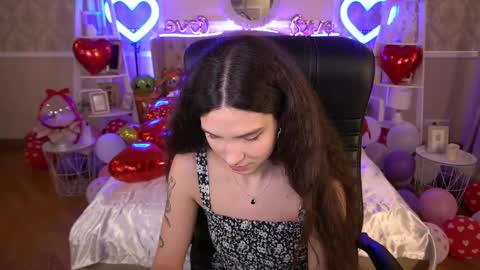 Snapshot of babyflowerr chatting on February 2025 11:15:02 PM Sasha online show from February 2025 11:15:02 PM