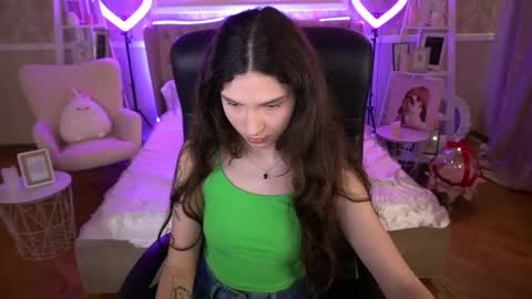 Snapshot of babyflowerr chatting on March 2025 08:12:01 PM Sasha online show from March 2025 08:12:01 PM